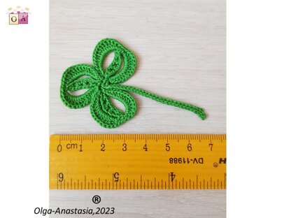 Crocheted shamrock 4