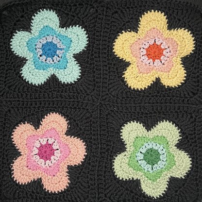 Groovy Flower Square