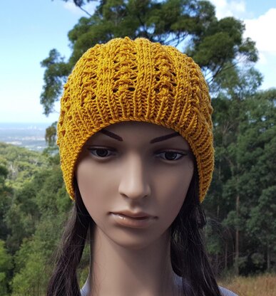 Courtney - 8ply seamless lace beanie