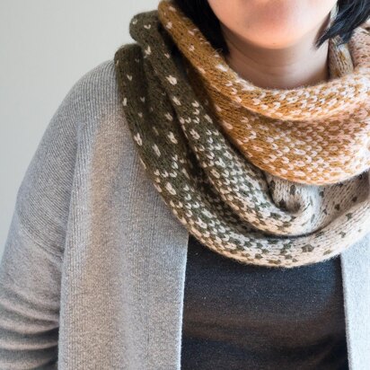 Fading Waves Cowl