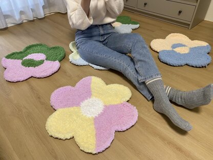 PDF Crochet Rug Pattern – 6-Petal Flower Rug, Handmade Pet Mat, Decorative Floor Mat DIY, Crochet Wall Art