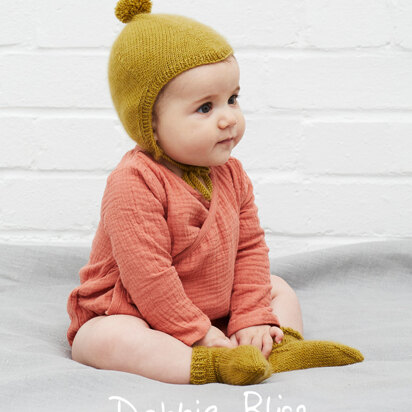 Lyra Bonnet & Socks - Knitting Pattern For Babies in Debbie Bliss Luna