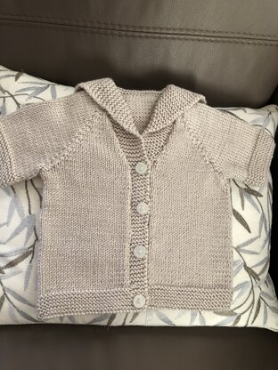 Short sleeved cardigan