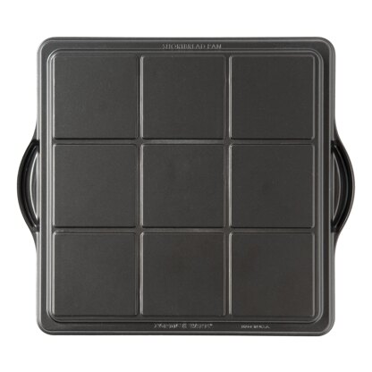 Nordic Ware English Shortbread Pan