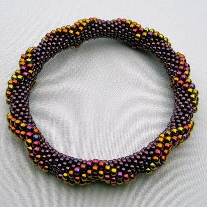 Large Dimensional Diamonds All On The Outside Bead Crochet Bangle