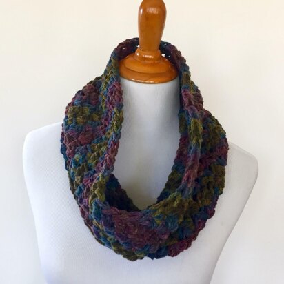 Night in Paris Cowl