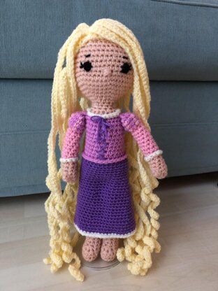 Rapunzel amigurumi doll