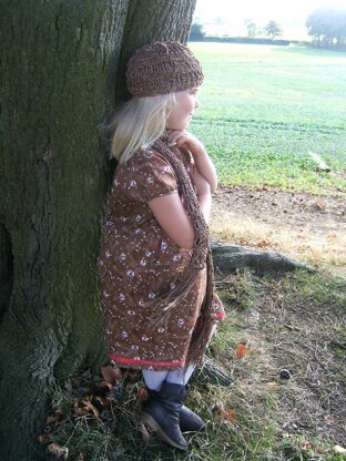 Child's "Slinky" Scarf with Matching Beanie Hat