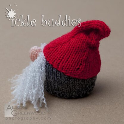 Chocolate Orange Cover - Gnome Knitting Pattern