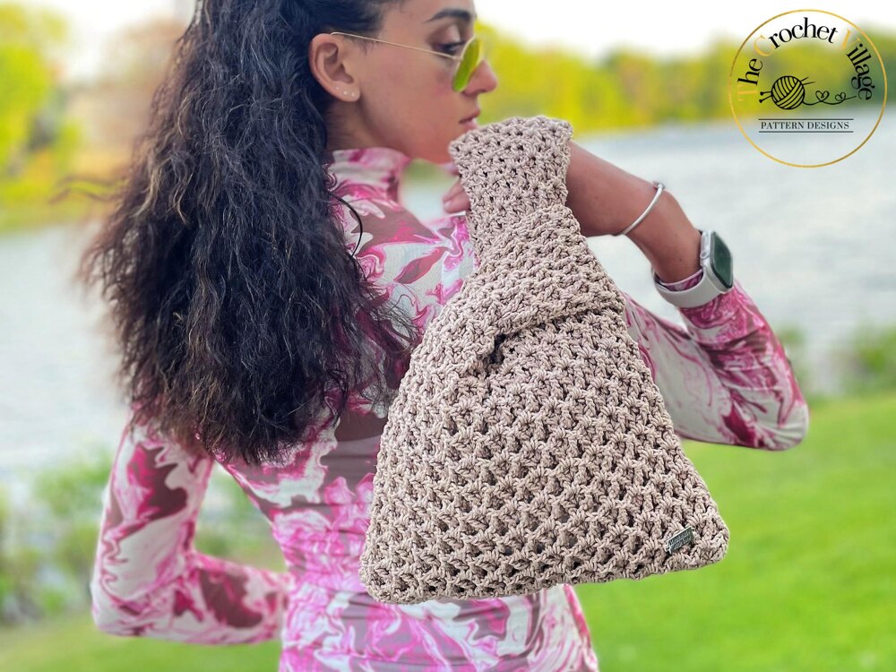 Ravelry: Coco Knot Bag pattern by The Crochet Village