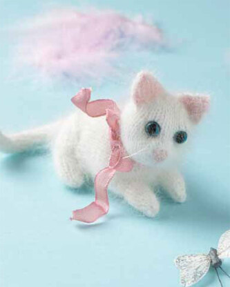 Knitted Cats and Kittens