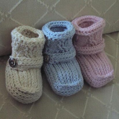 Cabled Cuff Booties