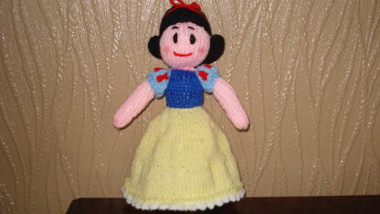 Mrs Eviltedi Snow White