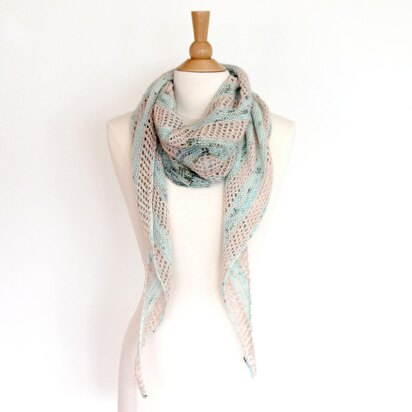 Delphinia Shawl - knitting pattern