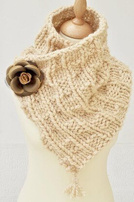 Wavy Rib Knit Neck Warmer