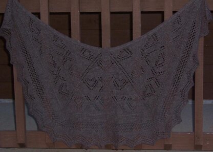 Hearts 'n' Hugs shawl