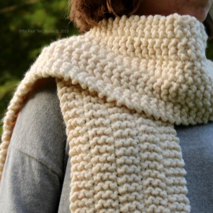 Side Line Easy Knitted Scarf for Beginners