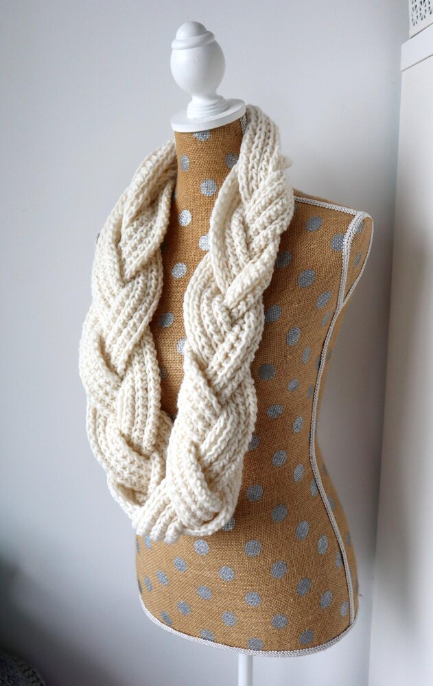 Braided on sale crochet scarf