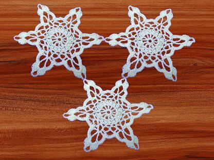 A hexagon White crochet motif