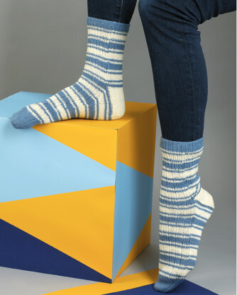 MillaMia Klaus Striped Socks PDF