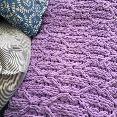 Woven Lattice Cable Blanket