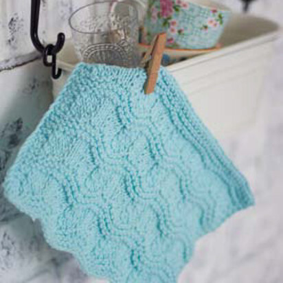 Ripple Stitch Dishcloth in Lily Sugar 'n Cream Solids - knitting pattern