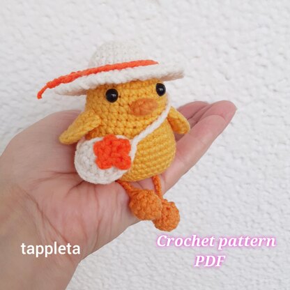 Vacation chicken crochet pattern