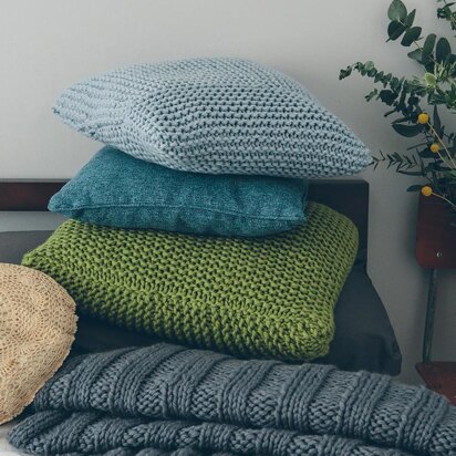 Garter Stitch Cushion