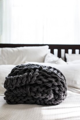 Basketweave Arm Knit Blanket