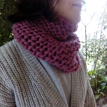 Knitting Patterns up to £5.00