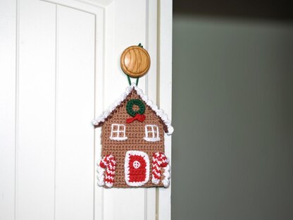 Gingerbread House Christmas Decor