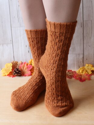 Little Pine Cone Socks