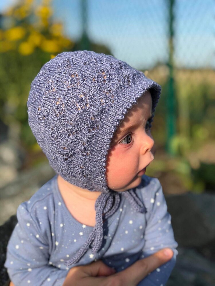 FRAISE DES BOIS baby bonnet Knitting pattern by Dilia Lemaitre