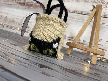 Peeping Cat Tote Bag Chocolate Orange Cover Knitting Pattern