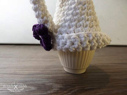 Cotton Egg Warmer