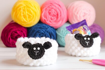 Lamb Cup Mini Basket