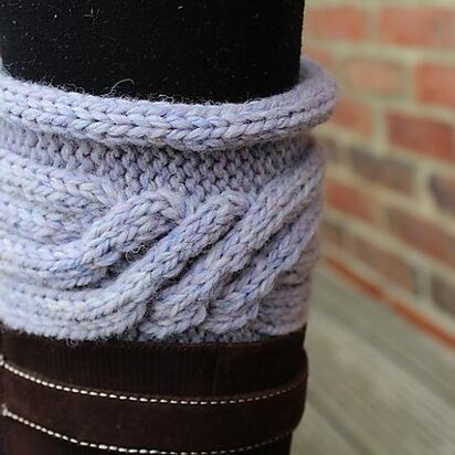 Carlota Cabled Boot Toppers