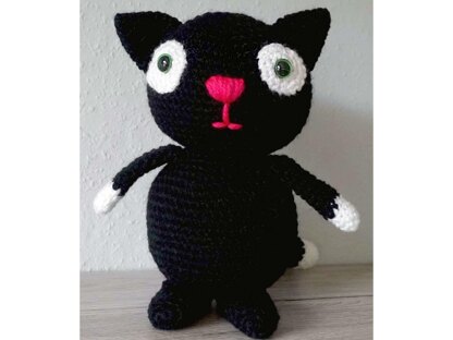 Amigurumi Häkelanleitung für die Katze Blacky ♥