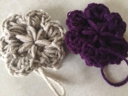 Easy Puff Stitch Flower