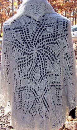 Snowflake Shawl ... a 46 inch circle shawl or lapblanket