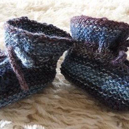 Lois' Baby Booties