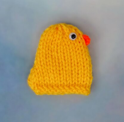 Chicks in Eggshell Hats - Creme Egg Covers