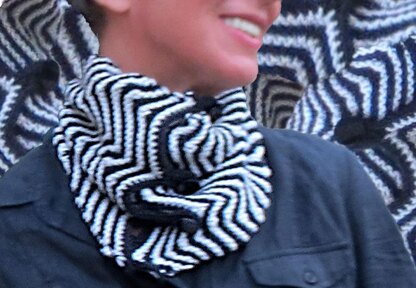 Cinetico Cowl