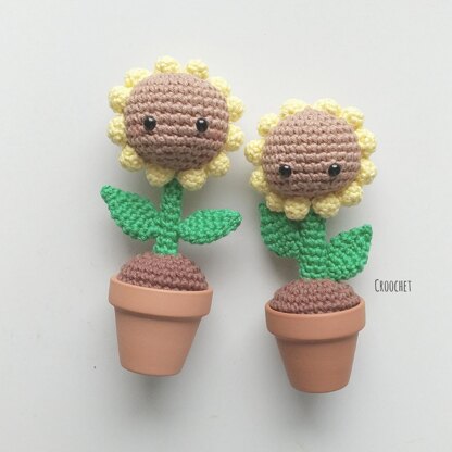 Chubby Happy Sunflower Crochet Pattern