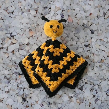 Bee Lovey