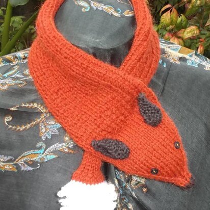 Foxy Tippet Scarf