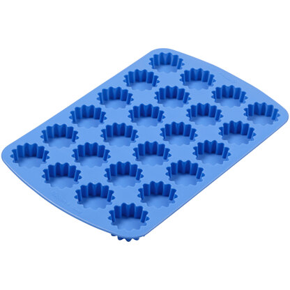 Wilton Easy-Flex Silicone Daisy Mold, 24-Cavity