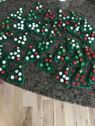 A Very Berry KAL Easy Christmas Tree