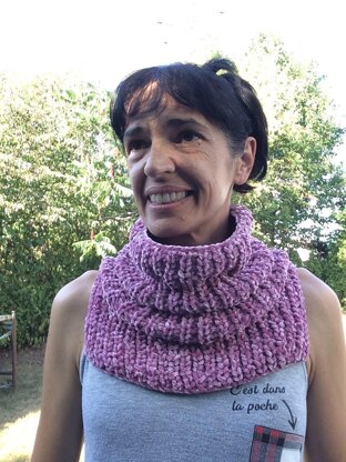 VELVET Cowl