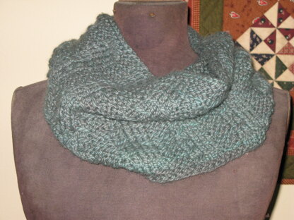 Mom's Cowl